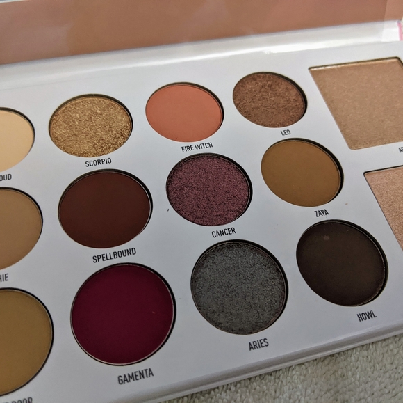 Eyeshadow, Lipstick, Brush Bundle - Picture 4 of 4